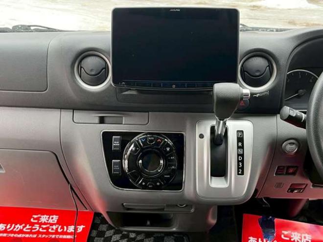 キャラバンNV350 2.5 プレミアムGX ロングボディ ディーゼルターボ 4WD　エンジンスターター　社外11インチナビ　バックカメラ　ETC　ワンオーナー　左側電動スライドドア　社外アルミ　パワーウィンドウ　パワステ　後席モニター　ABS　キーレスエントリー　衝突被害軽減ブレーキ 2500