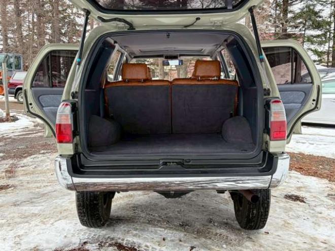 ハイラックスサーフ3.0 SSR-G ワイドボディ ディーゼルターボ 4WD　リフトアップ　全塗装済ベージュ　アルミホイール　メッキバンパー　サンルーフ　ETC　パワステ　パワーウィンドウ　ABS　キーレスエントリー　エアコン　寒冷地仕様 3000