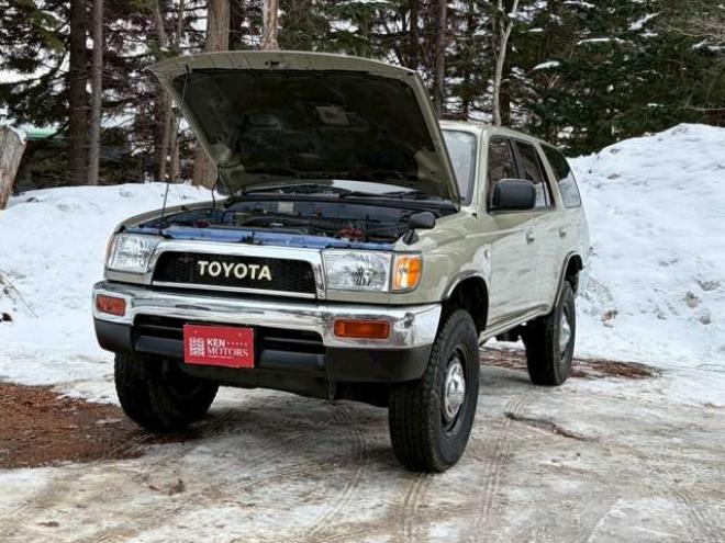 ハイラックスサーフ3.0 SSR-G ワイドボディ ディーゼルターボ 4WD　リフトアップ　全塗装済ベージュ　アルミホイール　メッキバンパー　サンルーフ　ETC　パワステ　パワーウィンドウ　ABS　キーレスエントリー　エアコン　寒冷地仕様 3000