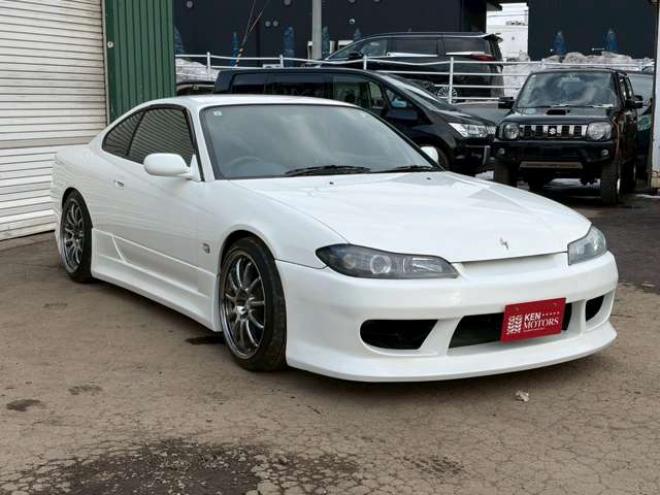 シルビア2.0 オーテックバージョン　6速MT　社外ハンドル　社外アルミホイール　社外エアロ　社外マフラー　パワステ　パワーウィンドウ　社外ナビ　エアコン　革シート 2WD 2000