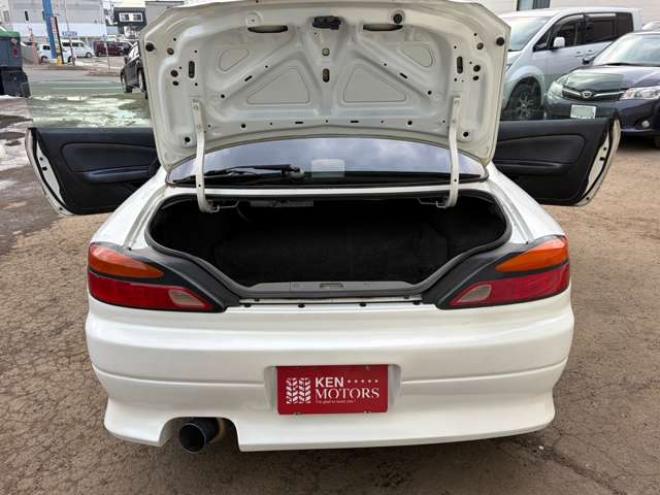 シルビア2.0 オーテックバージョン　6速MT　社外ハンドル　社外アルミホイール　社外エアロ　社外マフラー　パワステ　パワーウィンドウ　社外ナビ　エアコン　革シート 2WD 2000
