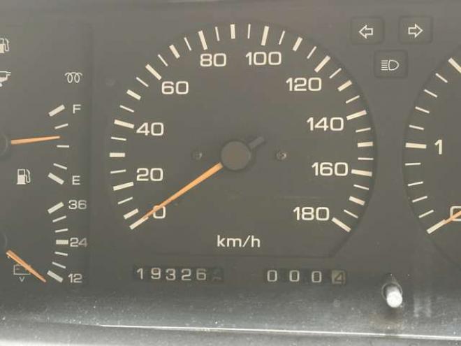 サファリ4.2 エクストラ標準ルーフAD ディーゼル 4WD　リフトアップ　リアヒーター　社外サンルーフ　ドライブレコーダー　ETC　可倒式リアシート　パワステ　社外アルミホイール　社外オーディオ　マッドタイヤ　全塗装済　ターボ 4200