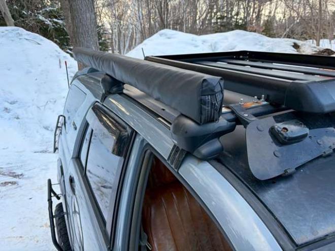 ハイラックスサーフ2.7 SSR-X アメリカンバージョン 4WD　社外ナビ　バックカメラ　リフトアップ　社外アルミ　エアコン　社外ETC　グリルガード　グッドリッチマフラー　LEDライト　全塗装済　パワーウィンドウ　パワステ　キーレス　ダッシュマット　タープ 2700