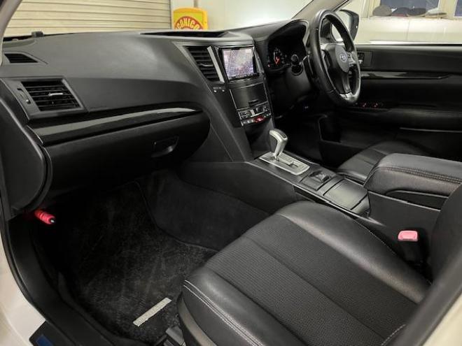 レガシィワゴン２．５ｉ　Ｂスポーツアイサイト　Ｇパッケージ　本州仕入　ワンオーナー　禁煙車　衝突軽減アイサイト　純正１７インチＡＷ　社外１６ＡＷ＋スタッドレスタイヤ付　ストラーダナビ　地デジ　ＤＶＤ再生　Ｂｌｕｅｔｏｏｔｈオーディオ　バックカメラ　ＥＴＣ 4WD 2500 5Dr