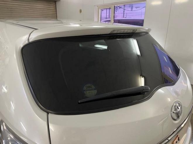 マークXジオエアリエル　本州仕入　ワンオーナー　寒冷地仕様　禁煙車　社外１６インチＡＷ　純正１６ＡＷ＋スタッドレスタイヤ付　純正ナビ　地デジ　Ｂｌｕｅｔｏｏｔｈオーディオ　ＨＩＤヘッドライト　横滑り防止装置　ＥＴＣ 4WD 2400 5Dr