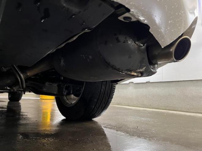 マークXジオエアリエル　本州仕入　ワンオーナー　寒冷地仕様　禁煙車　社外１６インチＡＷ　純正１６ＡＷ＋スタッドレスタイヤ付　純正ナビ　地デジ　Ｂｌｕｅｔｏｏｔｈオーディオ　ＨＩＤヘッドライト　横滑り防止装置　ＥＴＣ 4WD 2400 5Dr