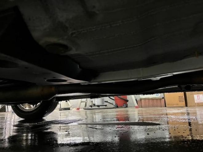 マークXジオエアリエル　本州仕入　ワンオーナー　寒冷地仕様　禁煙車　社外１６インチＡＷ　純正１６ＡＷ＋スタッドレスタイヤ付　純正ナビ　地デジ　Ｂｌｕｅｔｏｏｔｈオーディオ　ＨＩＤヘッドライト　横滑り防止装置　ＥＴＣ 4WD 2400 5Dr