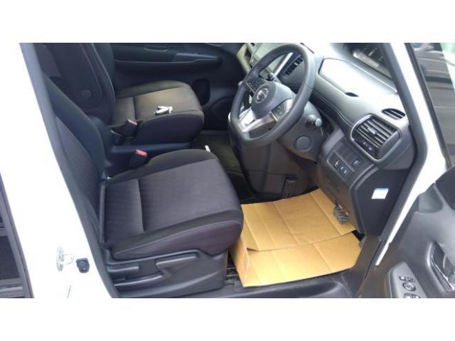 セレナハイウェイスター　4WD 4WD 2000 5Dr