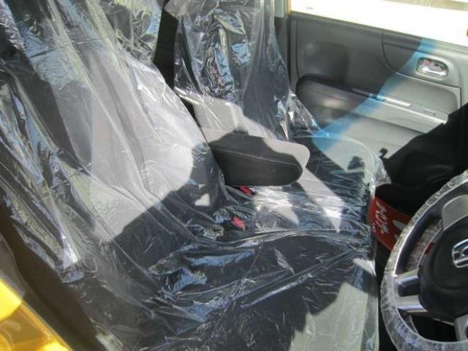 N-ONEツアラー Lパッケージ 4WD　道外仕入れ 社外15インチブロンズAW BIuetooth ナビ&TV スマートキー Pスタート HID クルーズコントロール ドアバイザー 記録簿 スタッドレス+ホイール積込み 1年間走行無制限保証付 660