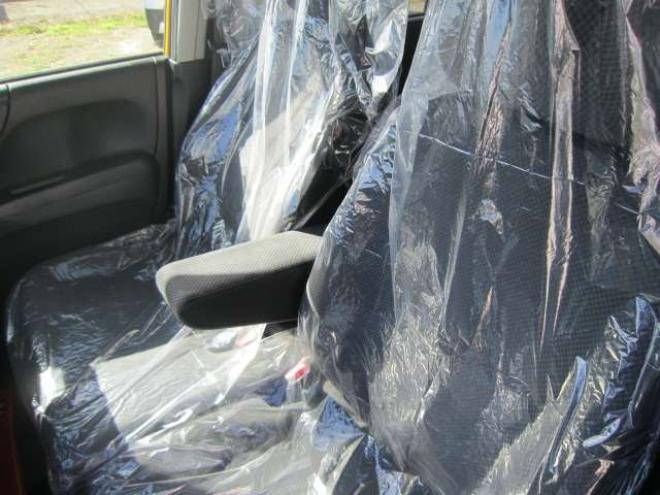 N-ONEツアラー Lパッケージ 4WD　道外仕入れ 社外15インチブロンズAW BIuetooth ナビ&TV スマートキー Pスタート HID クルーズコントロール ドアバイザー 記録簿 スタッドレス+ホイール積込み 1年間走行無制限保証付 660