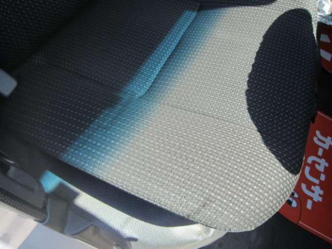 ハイゼットカーゴ デラックス SAIII ハイルーフ 4WD　道外仕入れ 後期型1オーナー  レーンキープアシスト　横滑り防止装置　衝突被害軽減ブレーキ　障害物センサー　ナビ&フルセグTV+Bカメラ キーレス  ドアバイザー Pガラス 記録簿 1年保証付 660