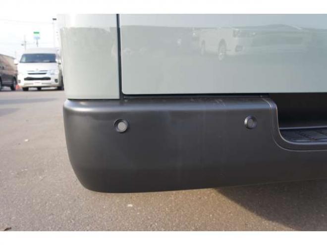 ハイエースバン2.8 スーパーGL ロング ディーゼルターボ 4WD　アースカラーPKG　アーバンカーキ　　両側パワースライドドア　デジタルインナーミラー　全方位カメラ　バックカメラ　寒冷地仕様　LEDヘッドライト　415コブラフラットベッドキット 登録済未使用車 2800