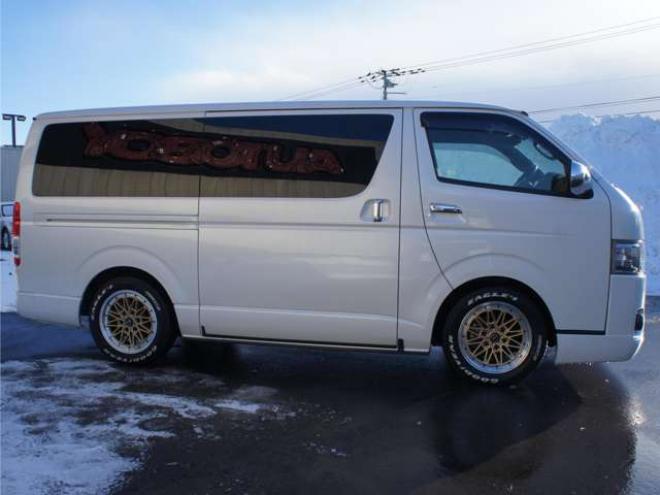 ハイエースバン2.8 スーパーGL ダークプライムII ロングボディ ディーゼルターボ 4WD　ワンオーナー　メモリーナビTV　バックカメラ　ワークエクストラップ17インチAW　ローダウン　415コブラフロントスポイラー　両側パワースライドドア　AC100V　トヨタセーフティセンス　寒冷地仕様 2800
