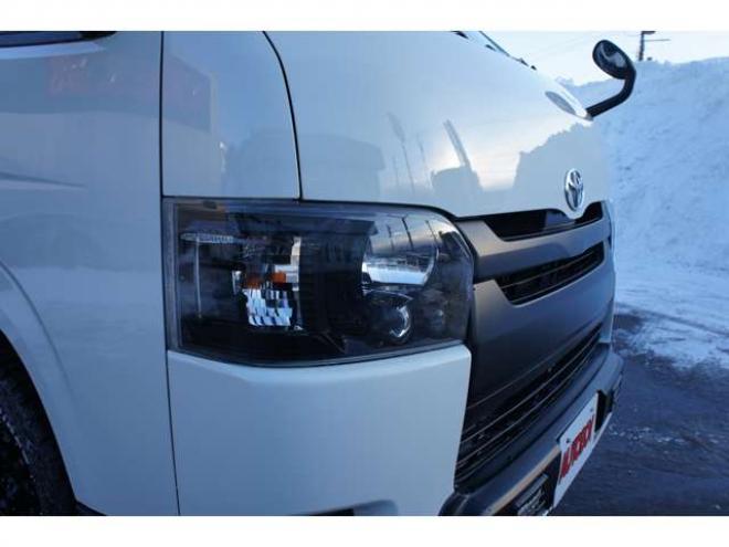 ハイエースバン2.8 DX ロング GLパッケージ ディーゼルターボ 4WD　Bカメラ　TRDフロントスポイラー　マッドフラップ　エセックス16インチアルミ　オープンカントリーRT　LEDヘッドライト　Wエアバッグ　AC100V　8人乗り構造変更済　寒冷地仕様　リアヒーター&エアコン 2800