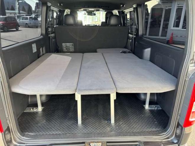 ハイエースバン2.8 スーパーGL ダークプライムII ロングボディ ディーゼルターボ 4WD　グレーメタリック　415COBRAクリーンルック3フロントスポイラー　ステージ2ルーフスポイラー　バッドフェイスBY2ボンネット　バッドラッカー17インチAW　ヨコハマPARADA17インチホワイトレター 2800