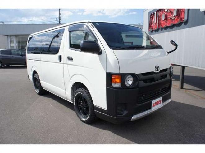 ハイエースバン2.8 DX ロング ディーゼルターボ 4WD　フロントシートセパレート仕様変更済　　　センターコンソール付　415COBRA丸目ライトキット&バッドラッカー16インチAW　415SAFARIフロントスポイラー　TOYOオープンカントリーR/T　電動格納ドアミラー 2800