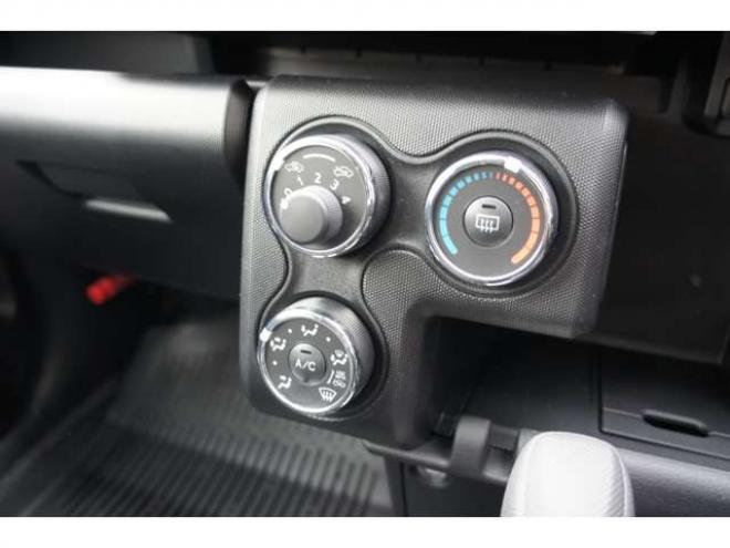 プロボックスバン1.5 F 4WD　登録済未使用車　衝突軽減システム　純正LEDフォグ　電動格納ドアミラー　オートライト　前後PW　ルームミラー内蔵Bカメラ　ドラレコ　Bluetooth&フルセグナビ　下廻防錆加工　フロアマット　ドアバイザー　社外AW 登録済未使用車 1500