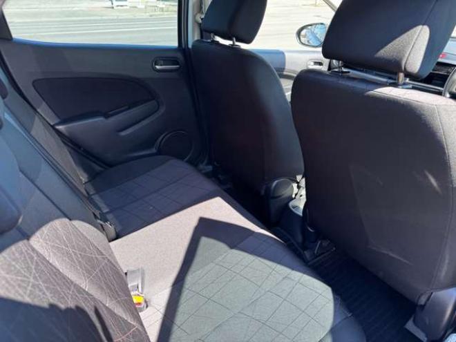 デミオ1.3 13C 4WD　キーレス・外1DIN・CD・AUX・オートライト・切替4WD・電動格納ミラー 1300