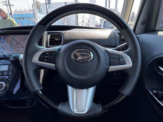 タントカスタム RS トップエディション SAIII 4WD　スマートキー・プッシュスタート・純正8incSDナビ・フルセグTV・BT・バックカメラ・片側シートヒーター・アイドリングストップ・横滑り防止・両側スライドドア・LEDヘッドライト・ETC・シートカバー 660