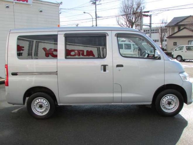タウンエースバン1.5 GL 4WD　衝突軽減ブレーキ　LEDヘッドライト 1500