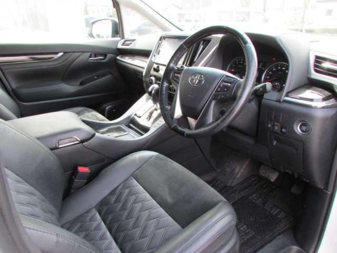 アルファード3.5 SA Cパッケージ 4WD　純正ナビ/フルセグTV/バックカメラ/LEDヘッドライト・フォグ/スマートキー一体式エンジンスターター/レーダークルーズコントロール/ETC/フリップダウンモニター 3500