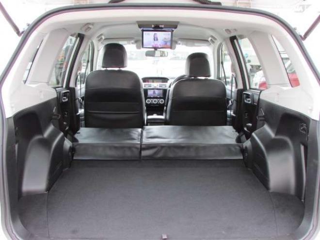 フォレスター2.0 S リミテッド 4WD　アイサイト/アイドリングストップ/シートヒーター/社外ナビ/フルセグ/バックカメラ/フリップダウンモニター/ETC/レーダークルーズコントロール 2000