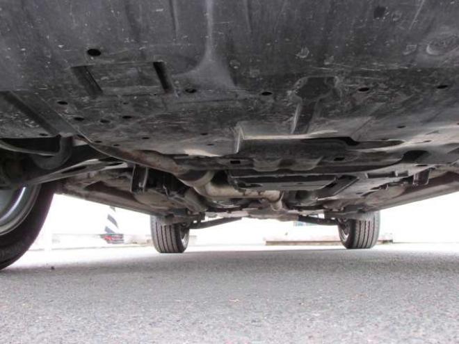 フォレスター2.0 S リミテッド 4WD　アイサイト/アイドリングストップ/シートヒーター/社外ナビ/フルセグ/バックカメラ/フリップダウンモニター/ETC/レーダークルーズコントロール 2000