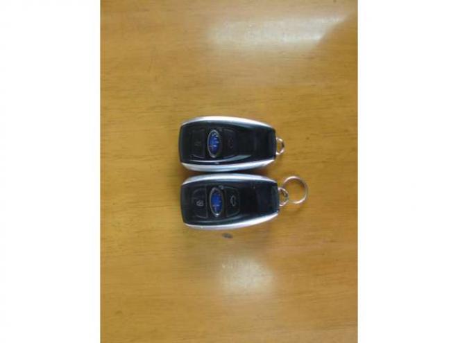 フォレスター2.0 S リミテッド 4WD　アイサイト/アイドリングストップ/シートヒーター/社外ナビ/フルセグ/バックカメラ/フリップダウンモニター/ETC/レーダークルーズコントロール 2000