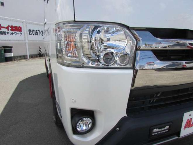 レジアスエース2.8 スーパーGL ダークプライムII ロングボディ ディーゼルターボ 4WD　バン　TRDバンパー&アルパインBIG-X11型　リアヒーター&クーラー　プッシュスタート　スマートキー　　両側スライドドア　ドラレコ　ETC　車線逸脱防止　横滑り防止装置　電動格納ミラー　ベッドキッド 2800