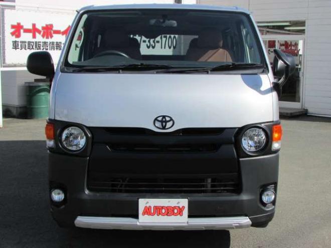 ハイエースバン3.0 スーパーGL ロング ディーゼルターボ 4WD　リアヒーター&クーラー　キーレス　ETC　電動格納ミラー　デュアルエアコン　ベッドキッド　フロントフォグランプ　clarionSDナビ(NXL13)　AUX　Bluetooth　USB　16インチAW 3000