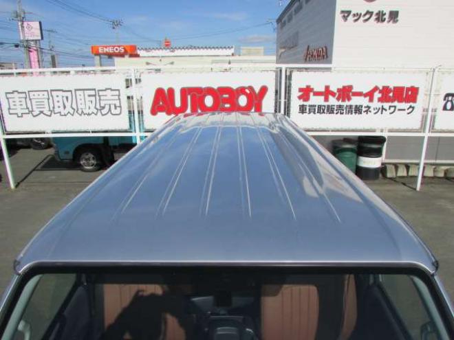 ハイエースバン3.0 スーパーGL ロング ディーゼルターボ 4WD　リアヒーター&クーラー　キーレス　ETC　電動格納ミラー　デュアルエアコン　ベッドキッド　フロントフォグランプ　clarionSDナビ(NXL13)　AUX　Bluetooth　USB　16インチAW 3000