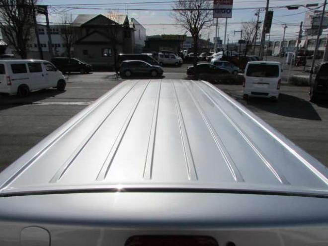 ハイエースバン3.0 スーパーGL ロング ディーゼルターボ 4WD　リアヒーター&クーラー　キーレス　ETC　電動格納ミラー　デュアルエアコン　ベッドキッド　フロントフォグランプ　clarionSDナビ(NXL13)　AUX　Bluetooth　USB　16インチAW 3000