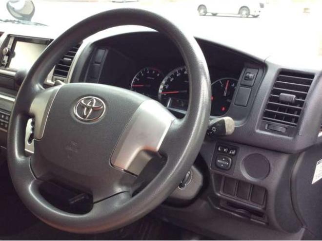 ハイエースバン3.0 スーパーGL ロング ディーゼルターボ 4WD　リアヒーター&クーラー　キーレス　ETC　電動格納ミラー　デュアルエアコン　ベッドキッド　フロントフォグランプ　clarionSDナビ(NXL13)　AUX　Bluetooth　USB　16インチAW 3000