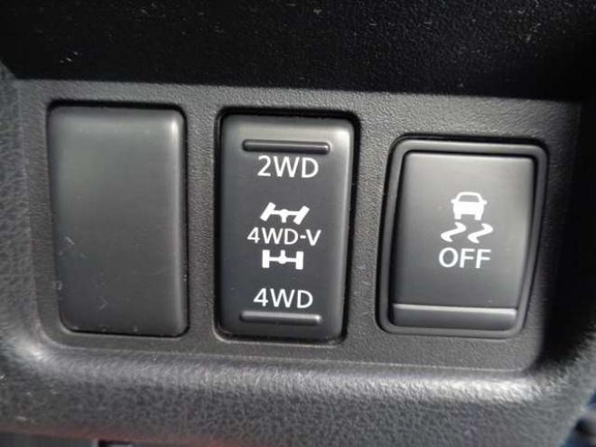 ジューク1.6 16GT FOUR 4WD　ワンオーナー　キーフリー　社外マフラー 1600