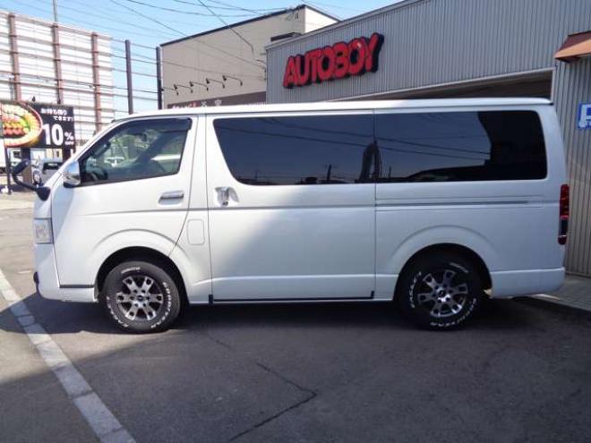 レジアスエース2.8 スーパーGL ダークプライムII ロングボディ ディーゼルターボ 4WD　ワンオーナー　TRDフロントスポイラー　TRD　TF7Aアルミホイール　両側パワースライドドア　リアヒーター　純正ナビ　フルセグ　Bluetooth　レーダーブレーキ　荷室ダウンライト　車線逸脱警報 2800