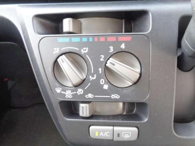 ピクシスエポックL SAIII 4WD　キーレス　車検令和9年10月　レーダーブレーキ 660