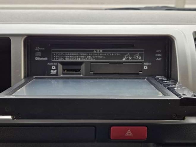 ハイエース2.7 GL ロング ミドルルーフ 4WD　寒冷地仕様　10人乗り　リアヒーター&クーラー　プッシュスタート　スマートキー　横滑り防止　オートライト　バックカメラ　純正ナビ　ワンセグTV　Bluetooth　CD/DVD　FM/AM　電動格納ミラー　ETC 2700