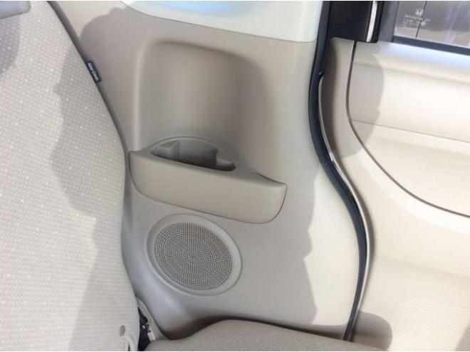 N-BOXG ターボパッケージ 4WD　パワスラ　スマートキー　クルーズコントロール　ドラレコ　バックカメラ　メモリーナビ　ETC　電動格納ミラー　オートライト　横滑り防止　アイドリングストップ　パナソニックフルセグTV　メモリナビ　Bluetooth 660