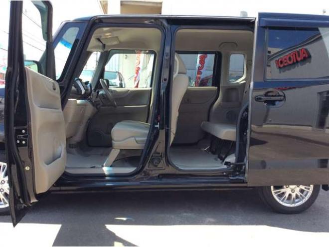 N-BOXG ターボパッケージ 4WD　パワスラ　スマートキー　クルーズコントロール　ドラレコ　バックカメラ　メモリーナビ　ETC　電動格納ミラー　オートライト　横滑り防止　アイドリングストップ　パナソニックフルセグTV　メモリナビ　Bluetooth 660