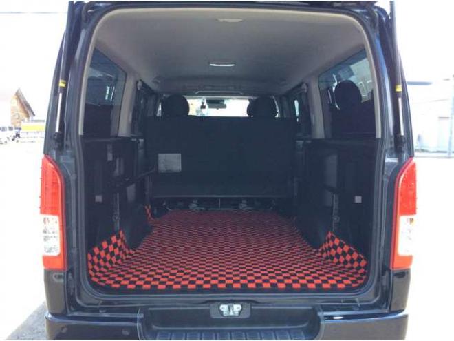 ハイエースバン2.8 スーパーGL ロング ディーゼルターボ 4WD　寒冷地仕様　リアヒーター&リアクーラー　プッシュスタート　スマートキー　ステアリングスイッチ　ベッドキッド　LEDヘッドライト　ドライブレコーダー　メモリナビ　ワンセグTV　バックカメラ　電動格納ミラー 2800