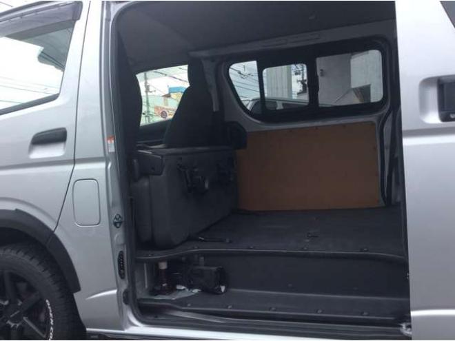 ハイエースバン2.8 DX ロング GLパッケージ ディーゼルターボ 4WD　キーレス　両側スライドドア　フロントフォグランプ　衝突被害軽減システム　車線逸脱防止　横滑り防止装置　パワーヒート　オートマチックハイビーム　バックカメラ　メモリナビ　フルセグTV　　電動格納ミラー 2800