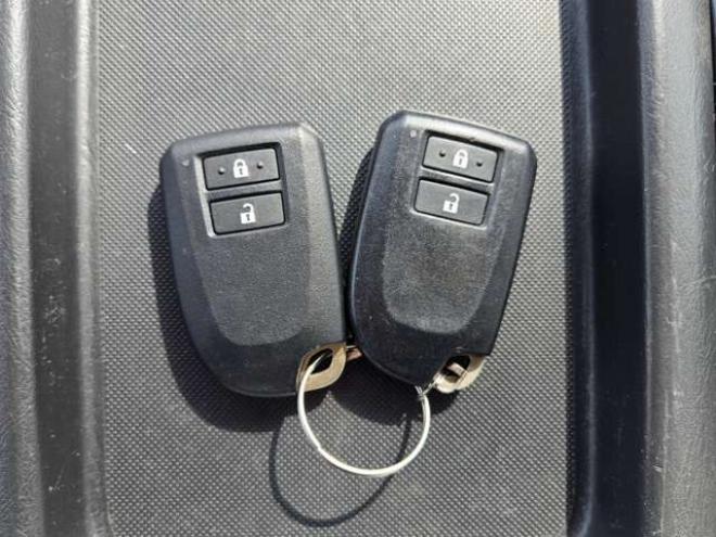 ハイエースバン3.0 スーパーGL ロング ディーゼルターボ 4WD　寒冷地仕様　プッシュスタート　スマートキー　リアヒーター&リアクーラー　LEDヘッドライト　フロントフォグランプ　 バックカメラ　ステアリングスイッチ　パワーヒート　純正ナビ　フルセグTV　レーダー探知機 3000