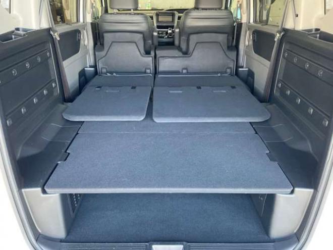 フリード+1.5 ハイブリッド G ホンダセンシング 4WD　社外ナビTV　バックカメラ　両側パワースライドドア　ETC　プッシュスタート　純正エンジンスターター　LEDヘッドライト　ドラレコ　レーダークルーズコントロール　シートヒーター 1500