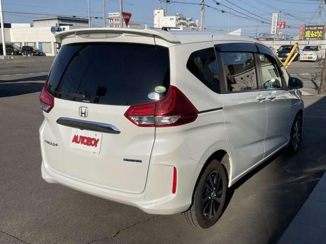 フリード+1.5 ハイブリッド G ホンダセンシング 4WD　社外ナビTV　バックカメラ　両側パワースライドドア　ETC　プッシュスタート　純正エンジンスターター　LEDヘッドライト　ドラレコ　レーダークルーズコントロール　シートヒーター 1500