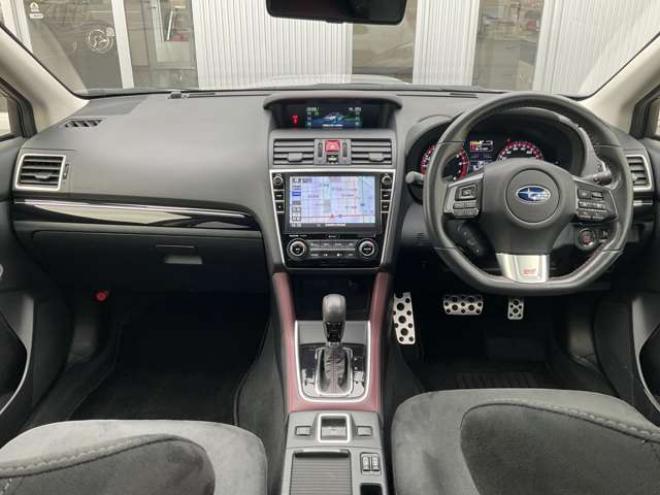 レヴォーグ2.0 STI スポーツ アイサイト 4WD　東京オートサロン2020受賞車　フロント片側60mmワイド　リア片側85mmワイド　ナルドグレー全塗装　BRIDEセミバケットシート　WRX後期Fバンパー　フロント6POTキャリパー　CUSCO製車高調　車幅公認済み 2000