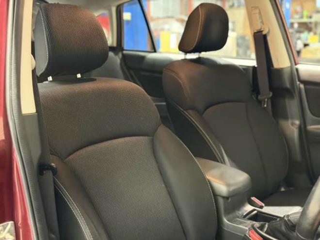 インプレッサスポーツ 1.6 i-L 4WD　防錆塗装4WDTVナビETC積込タイヤ 1600