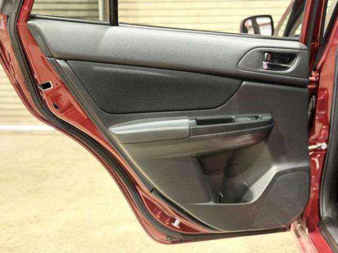 インプレッサスポーツ 1.6 i-L 4WD　防錆塗装4WDTVナビETC積込タイヤ 1600