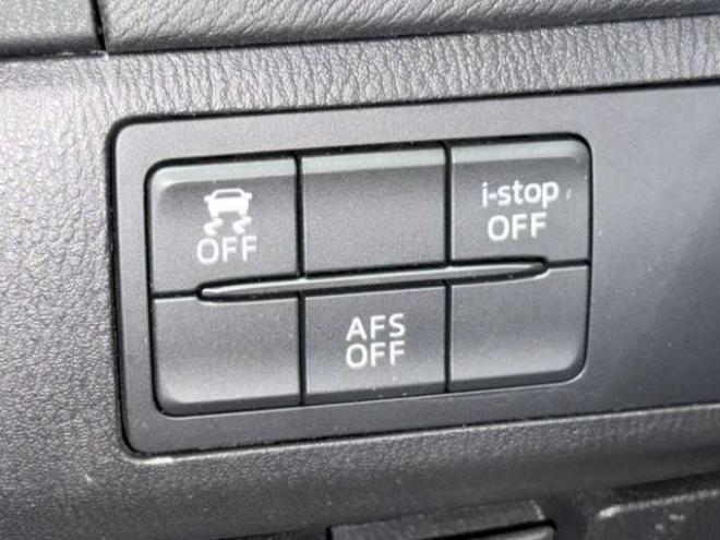 アテンザ2.2 XD ディーゼルターボ　防錆塗装TVナビBカメETCドラレコ 2WD 2200