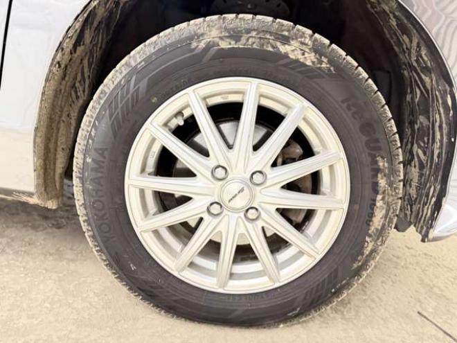 フリード1.5 G ジャストセレクション 4WD　防錆塗装4WDTVナビBカメエンスタETC夏冬タイヤ 1500