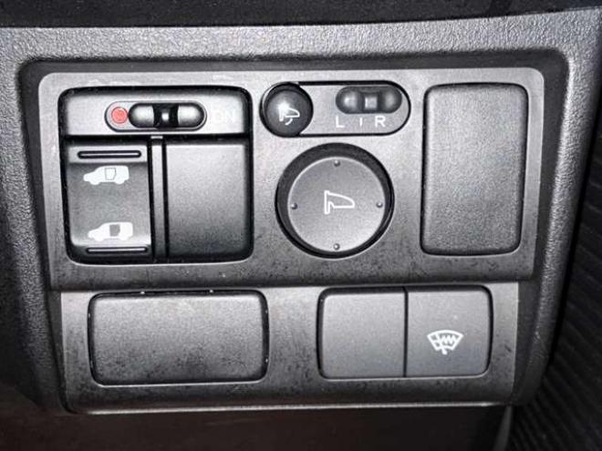 フリード1.5 G ジャストセレクション 4WD　防錆塗装4WDTVナビBカメエンスタETC夏冬タイヤ 1500